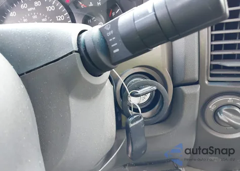 2004 Nissan Titan Le из США, поврежденный, VIN 1N6AA06BX4N526930